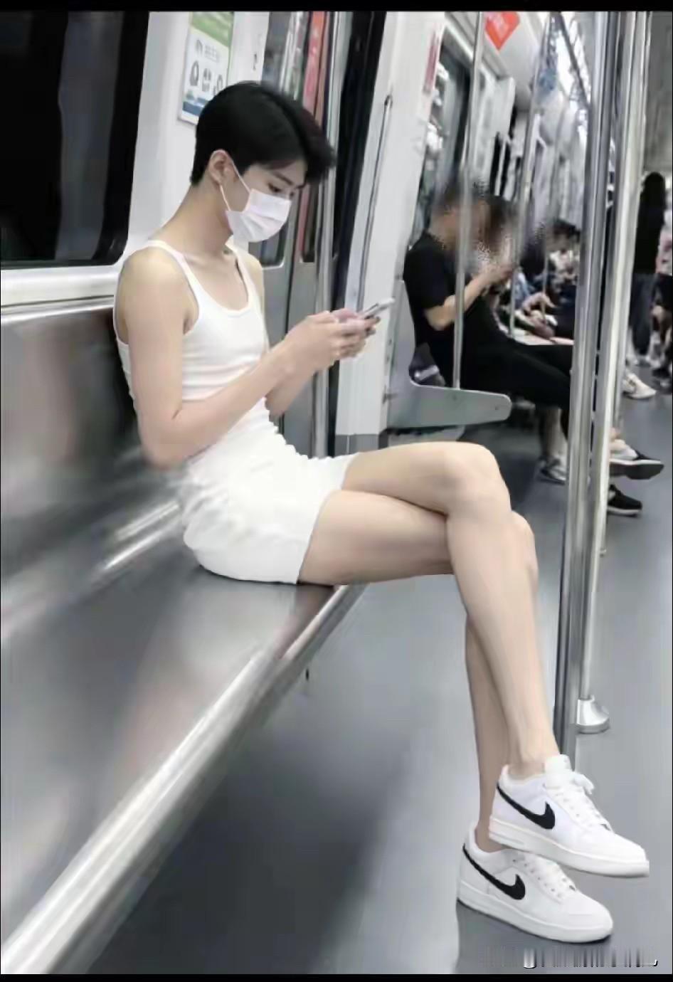 说实话，我羡慕这样的身材！