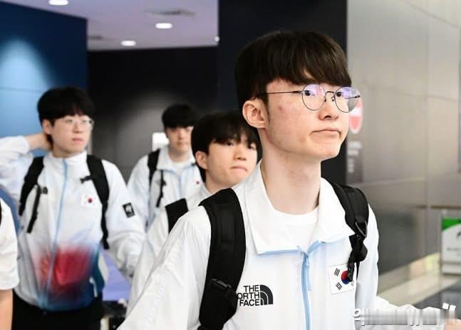 亚运会LOL小组赛赛程：9月30日一天三场韩国队分在B组，同组对手为中国台北、中
