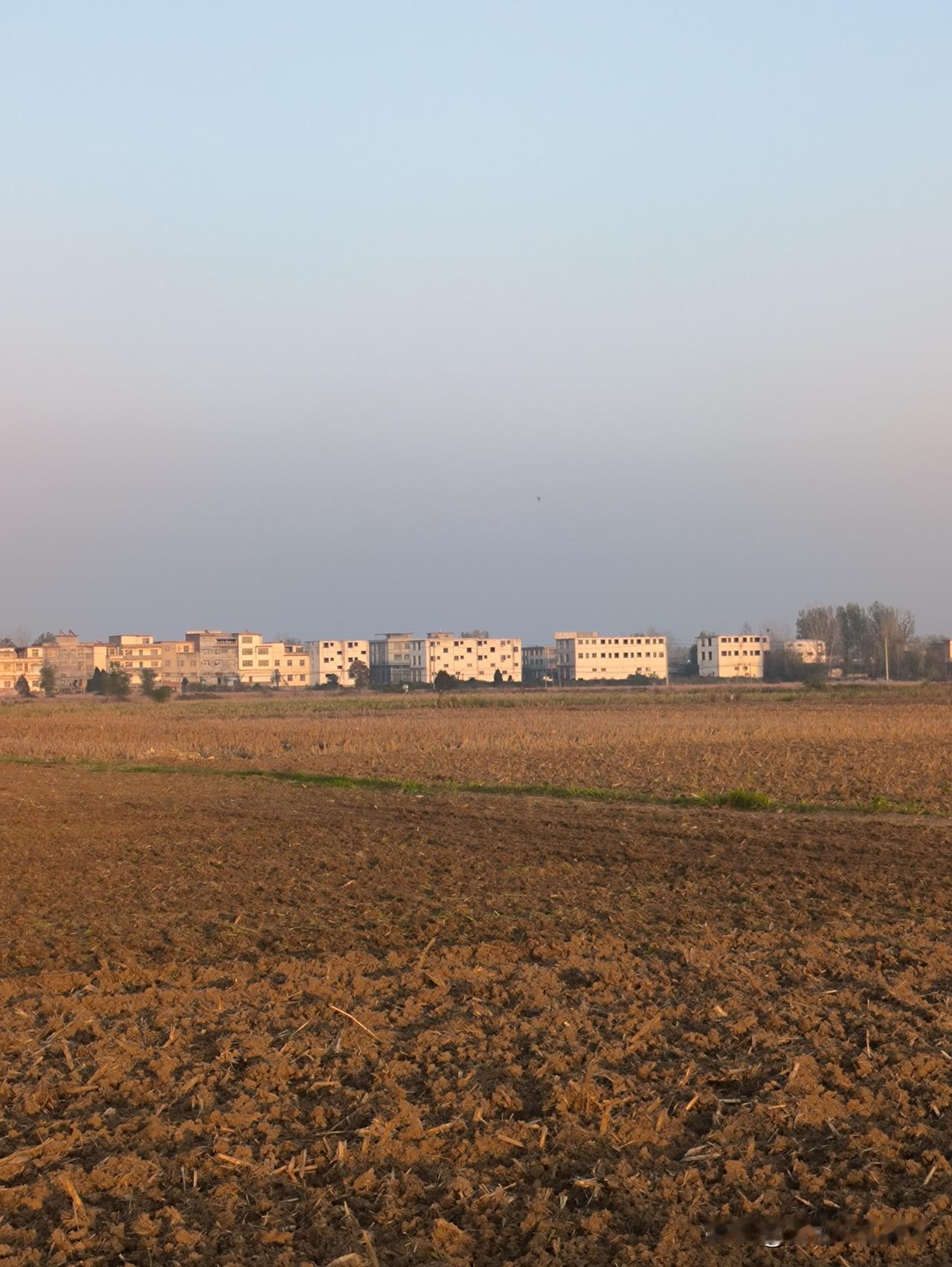 “天价彩礼钱”注定会消失，不过是时间早晚的问题。常言道，“三十年河东，三十年河