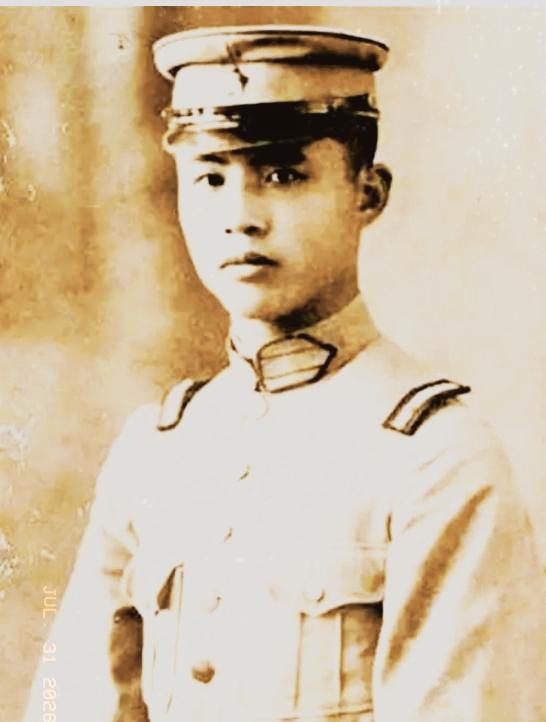 吕正操是最长寿的开国上将，2009年离世，享年106岁。晚年他常调侃，一生只做三