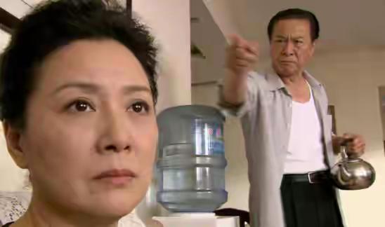 我被丈夫管了大半辈子，现在退休金8740，他接来年迈的公婆让我照顾，我冷笑，连夜