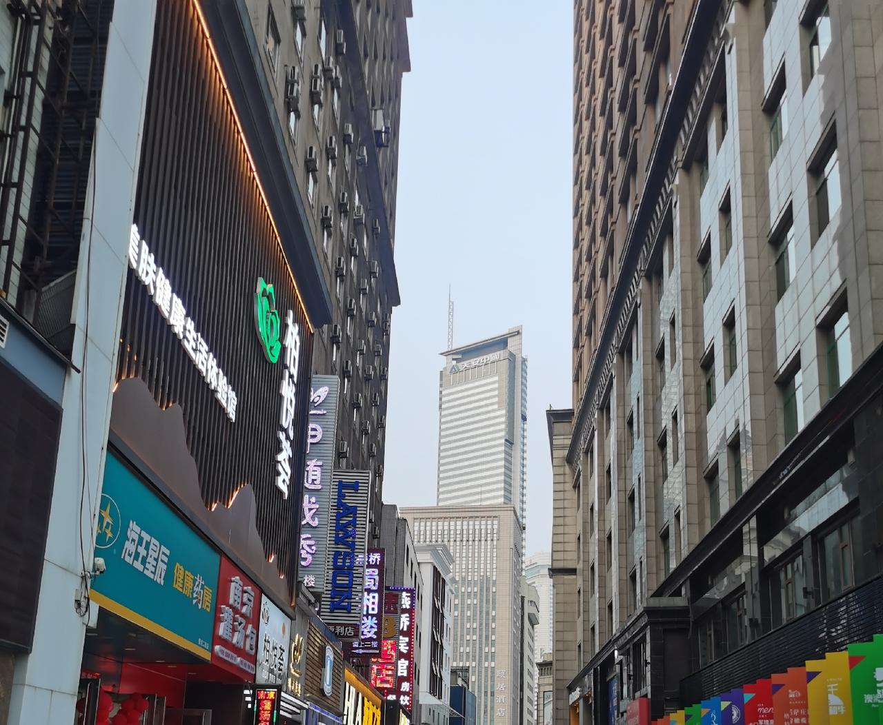 大连，你的房租能不能便宜些？去年7月，孩子到大连上班，我给租了60平米一室一厅