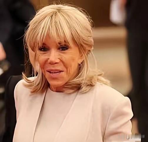 72岁的布里吉特，给所有女人提了个醒不是因为保养得多奢侈，也不是因为身份特殊