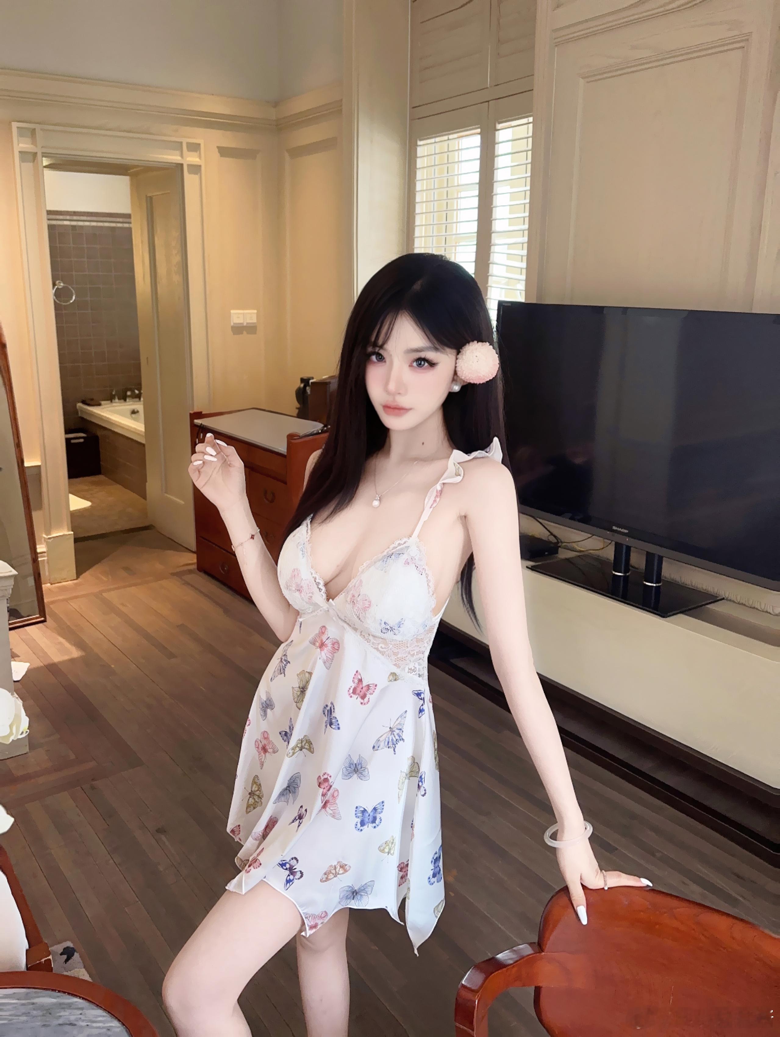 越看越喜欢的🦋睡裙​​​