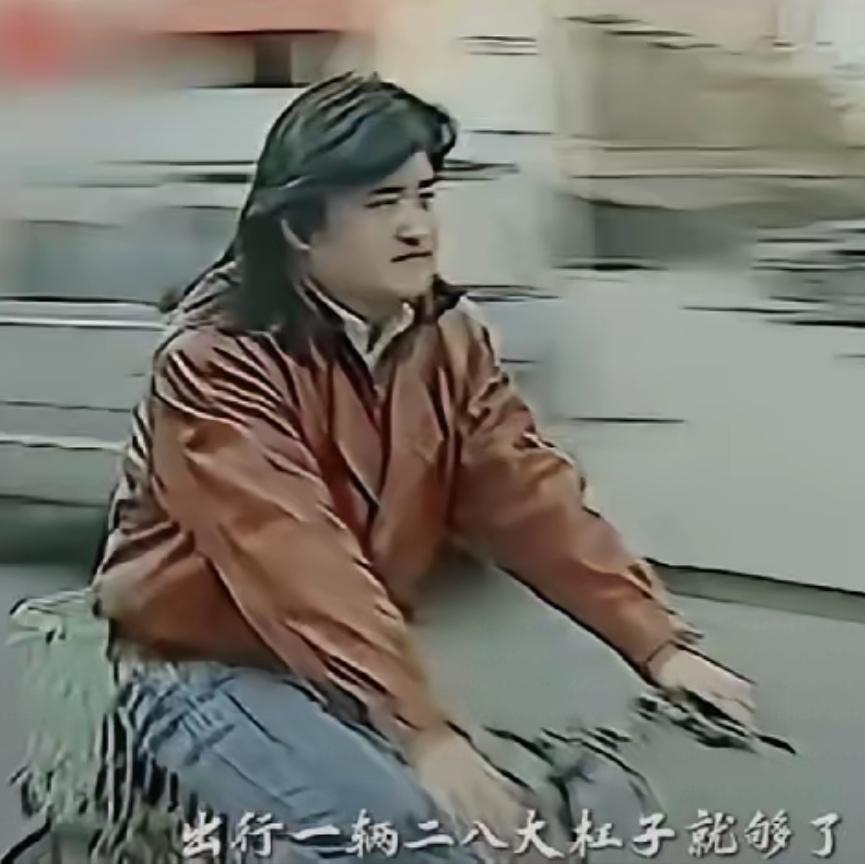 刘欢的收入水平在华语乐坛处在顶层，据行业媒体估算，他的净资产过亿。即便是这样，
