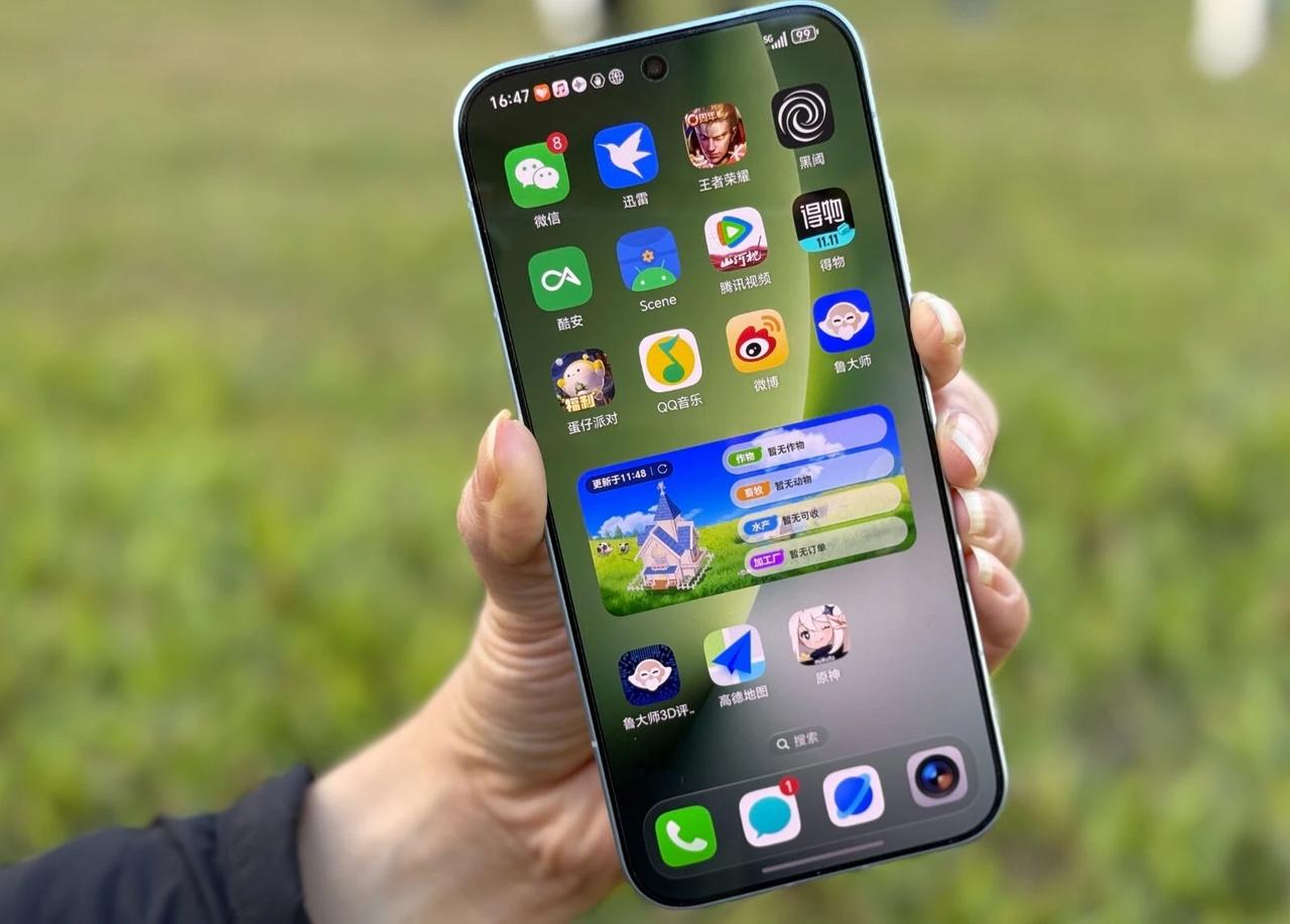 荣耀这次刀法精准。顶配旗舰腰斩千元，骁龙8至尊版、7000mAh大电池、100倍