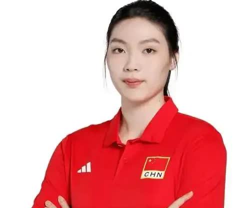 女排世锦赛正在进行之中，中国队有两个人太恐怖了，她们是二传张籽萱和接应杨舒茗。