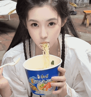 确实这角色一出场就是名门正派的![捂脸哭]