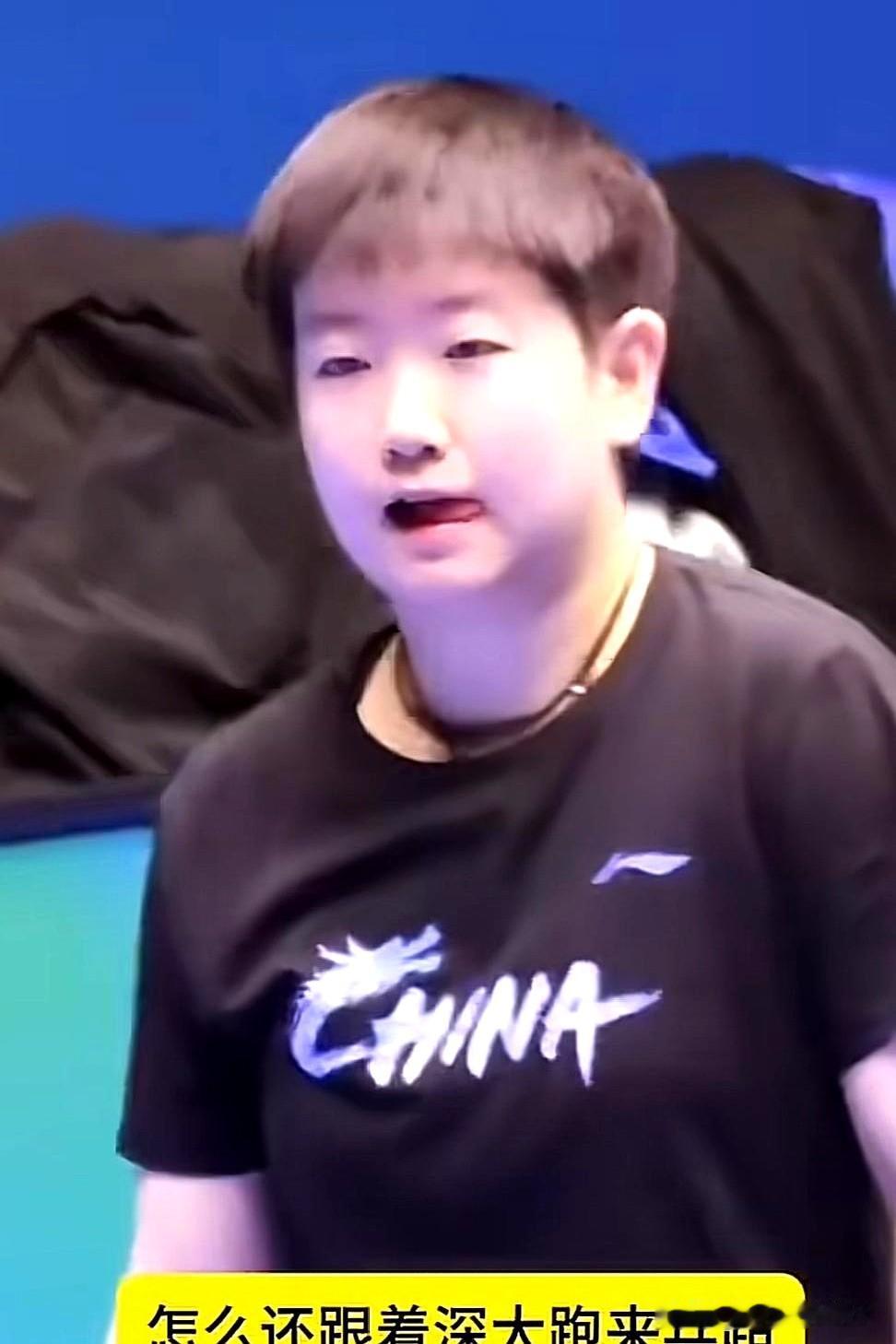 没有自己比赛的日子，孙颖莎还是赶去了乒超现场，很多人起初还纳闷：图什么呢。后来