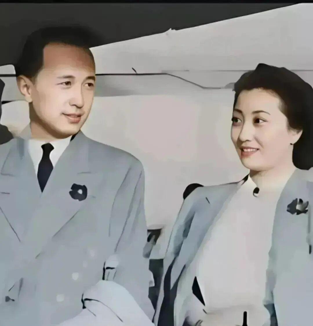钱学森母亲是一位伟大的母亲，母亲的非凡才华，启蒙教育为儿子钱学森成为-人民科学家
