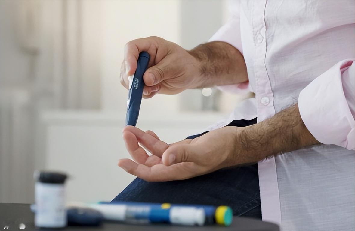 研究糖尿病45年，专家坦言，不只是糖，这3种食物也要少吃都知道糖尿病要戒