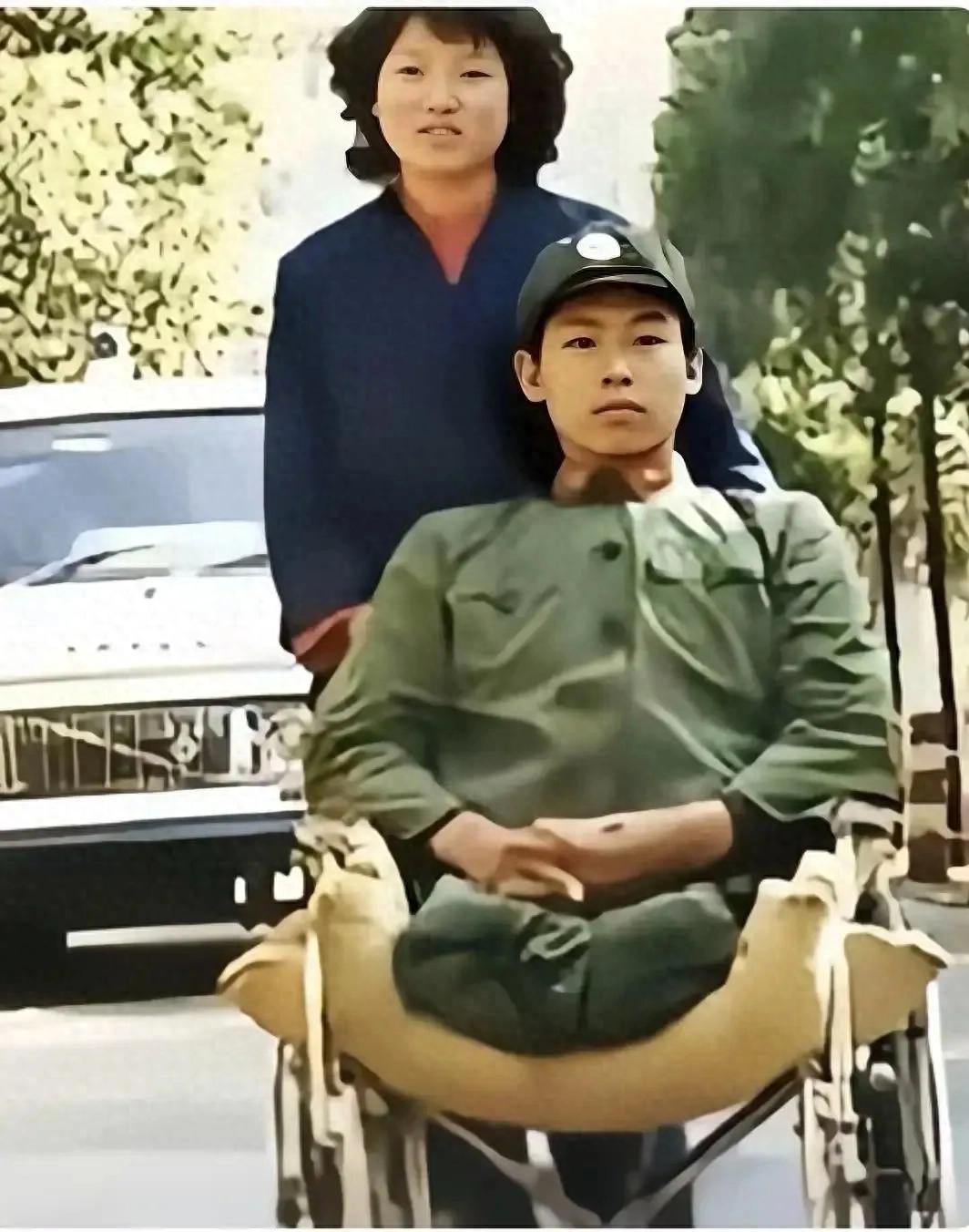 1986年，21岁前线战士荣立一等功，回乡前夕主动和农村未婚妻提出分手，姑娘