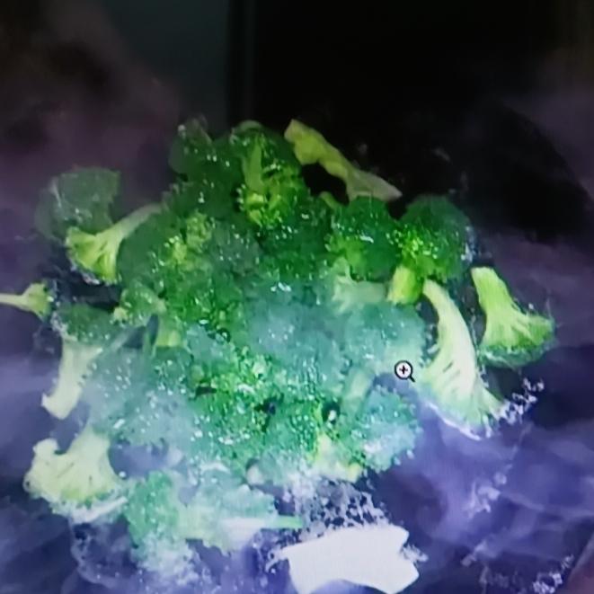 老话说“养肝就是养命”，冬天火锅烤肉吃多了，肝火容易“冒头”，浑身发沉、嘴里发苦