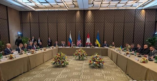 彭博社：如果乌克兰不同意放弃顿巴斯，俄罗斯计划退出谈判！彭博社2月28日援引俄罗