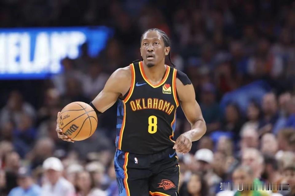 下面是一条关于雷霆超级后卫杰伦-威廉姆斯的重磅好消息！今天据美国名记Shams透