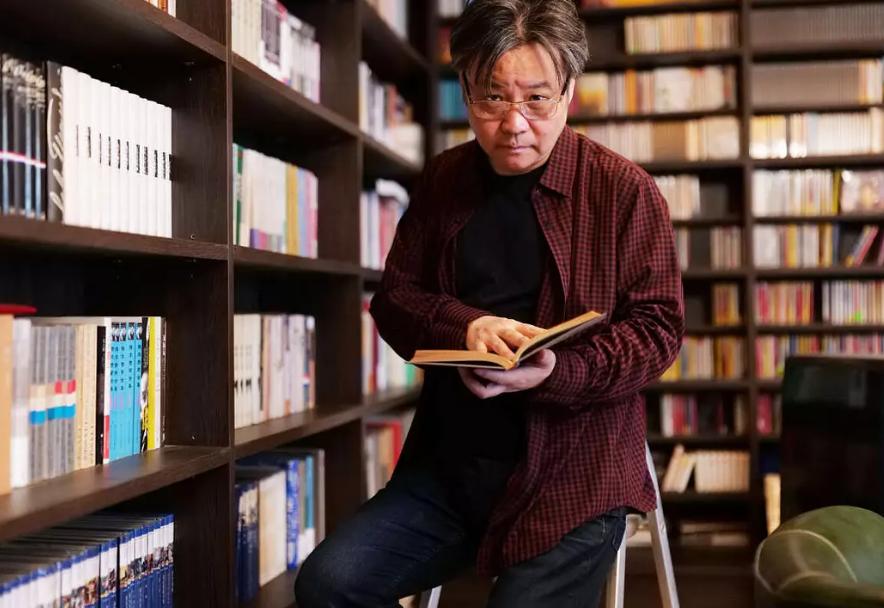 自从多年前我买了余华的长篇小说《兄弟》而大失所望后，我就再没有完整地看过他以后的