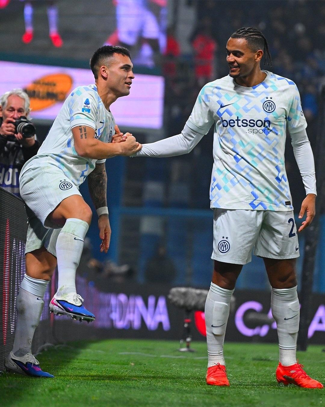 阿坎吉：我们在接近意甲冠军，还剩7轮联赛，我们必须保持专注，一场接一场比赛去踢，