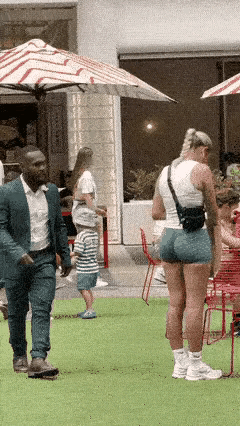 犹太人随时随地有办法让你心甘情愿的掏钱给他，还要对他心存感激。