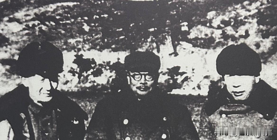 1951年11月，时任外交部副部长的伍修权奉命赴朝鲜，准备接替因病需要回国治疗的