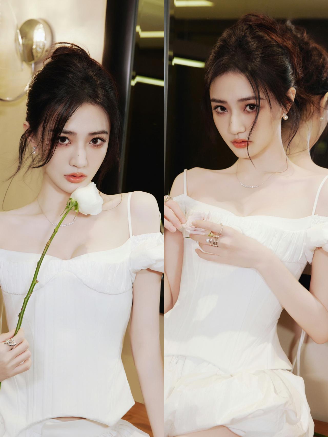 你们发现了没，​徐璐这个人真的好奇怪，​她明明已经出道17年，颜值也在线，为