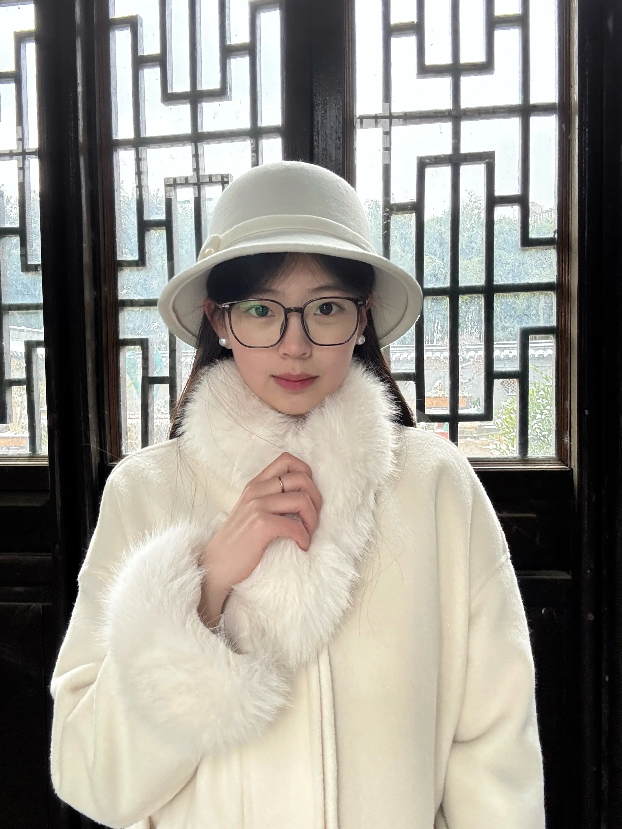 你低头欲说还休 我等你开口