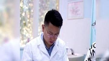 别吃任何药。防癌，就是改掉三个坏习惯。第一个，戳破“久坐”的幻想。你以为是