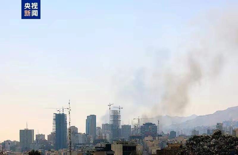 突发！伊最高领袖：大战开始！德黑兰被炸，中东彻底燃了！当地时间