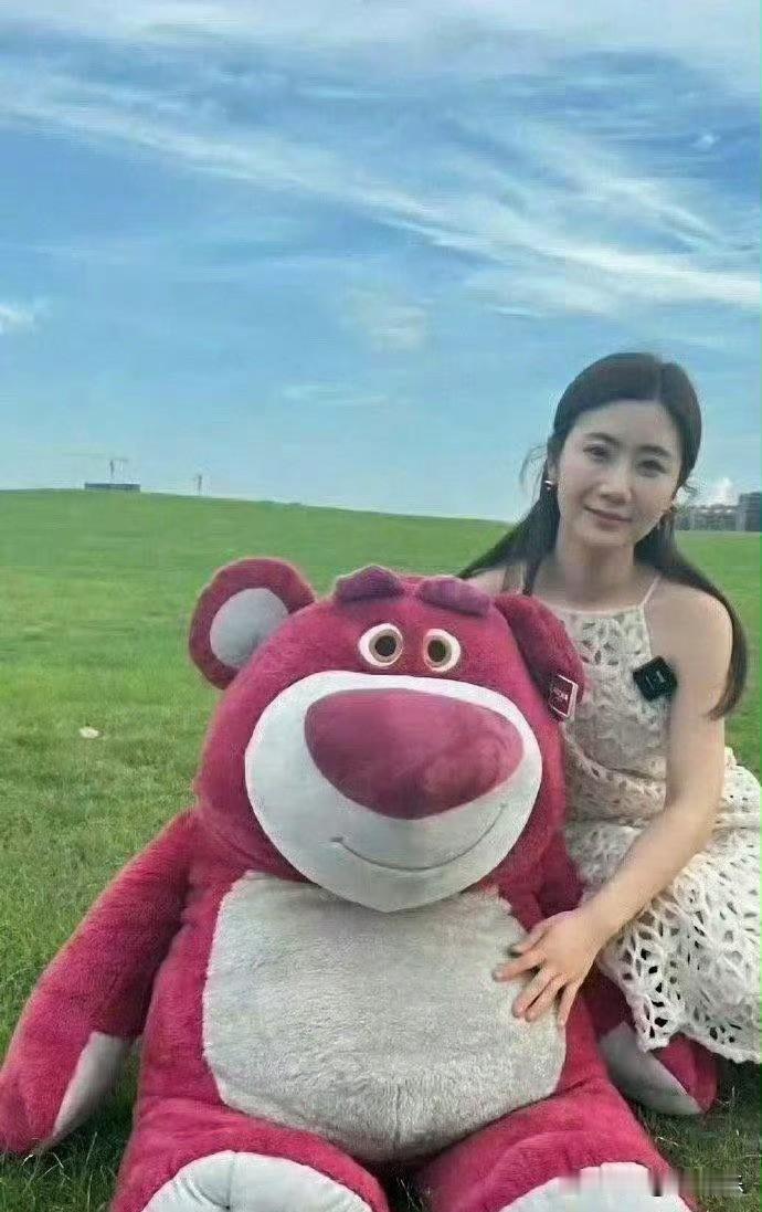 福原爱离婚后面相都变了，像换了一个人，看得出来挺开心的，这状态也是没谁了