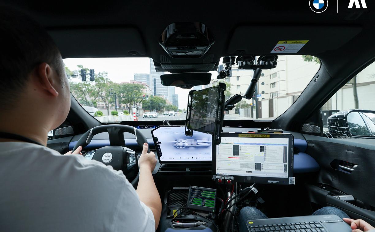 宝马已启动与Momenta合作开发的端到端驾驶系统大规模测试，测试与开发工作