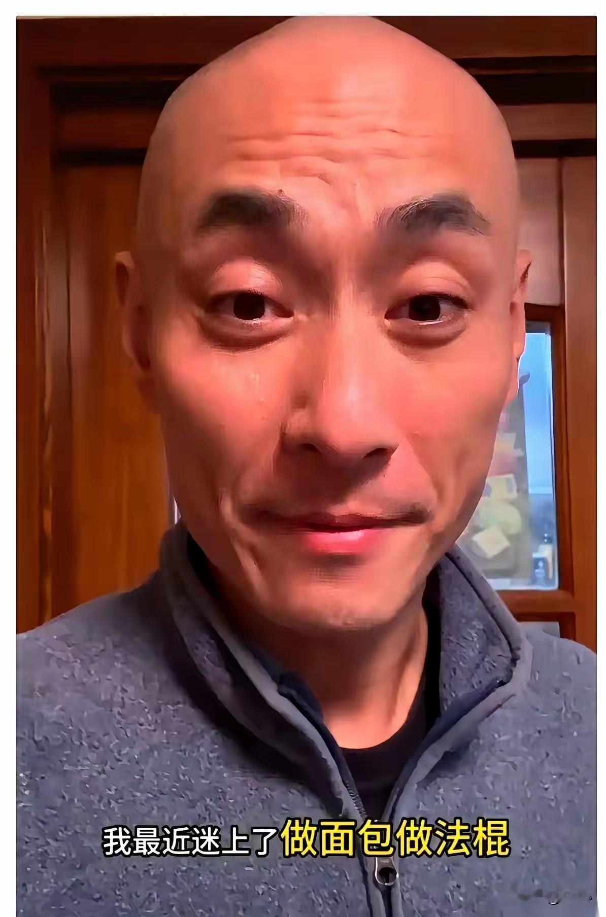 成都那个鼓手，查到最后，怪事来了。他在村里有套房，但工作人员把全村的户籍登记册