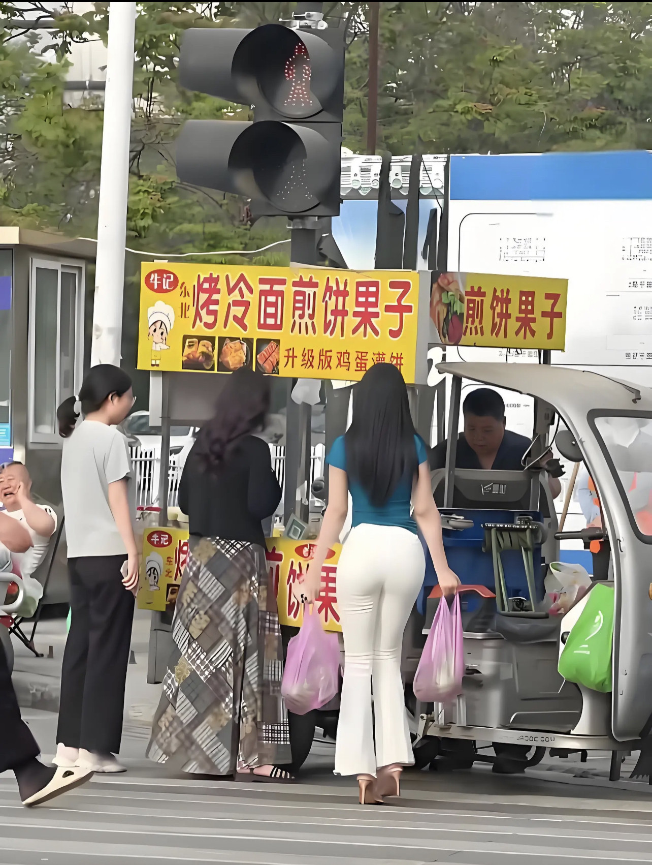 煎饼果子来一套