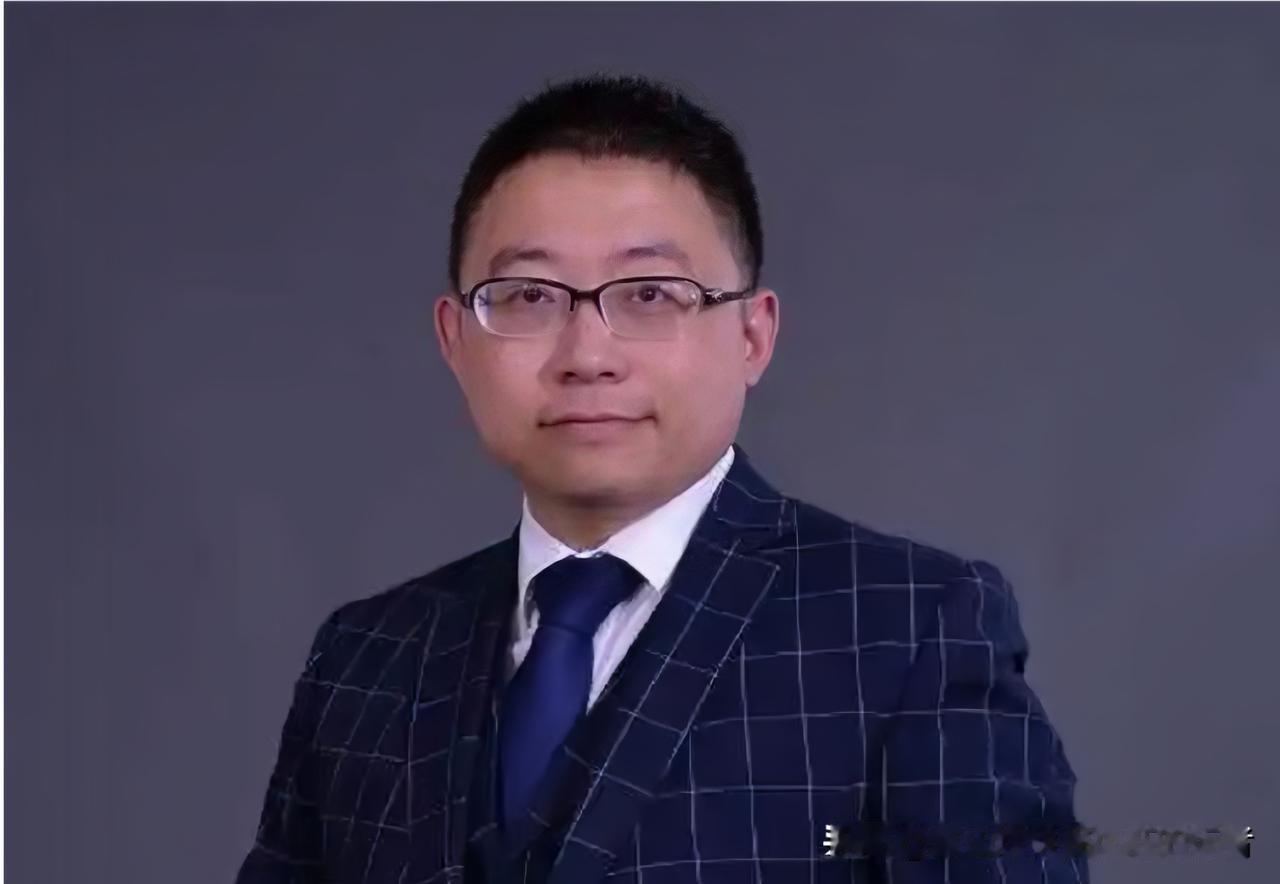 为啥全网都在力挺沈逸教授？这“公知通病”，先生偏不沾！最近刷到不少关于