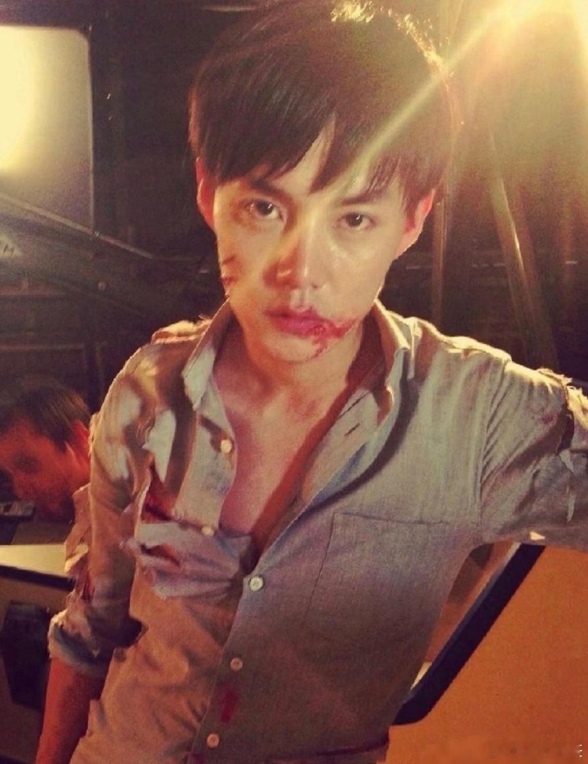 《主要也是尹正足够漂亮》