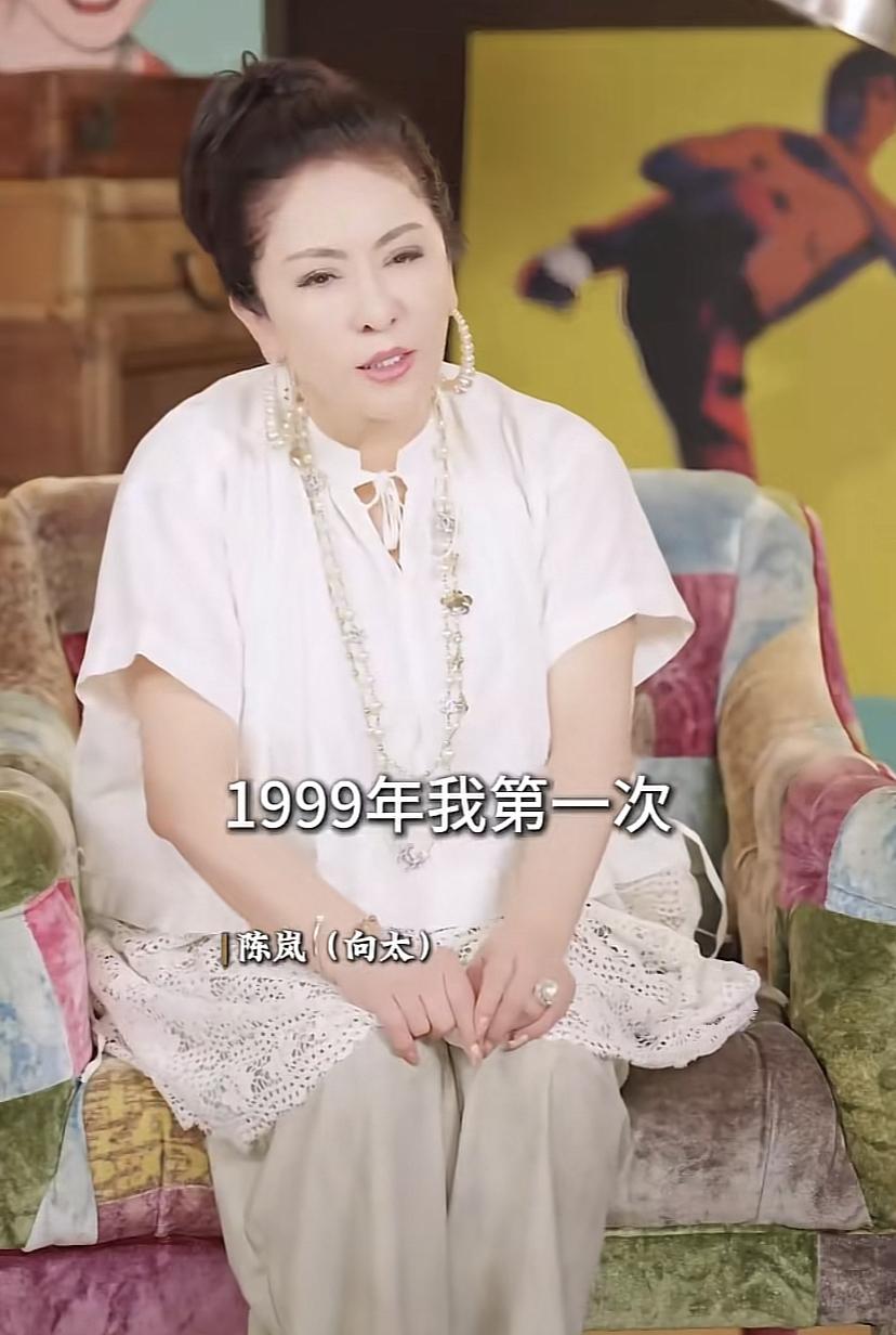 向太讲到1999年第一次见马云，也就是26年前，他还是一个四处碰壁的年轻人，他是