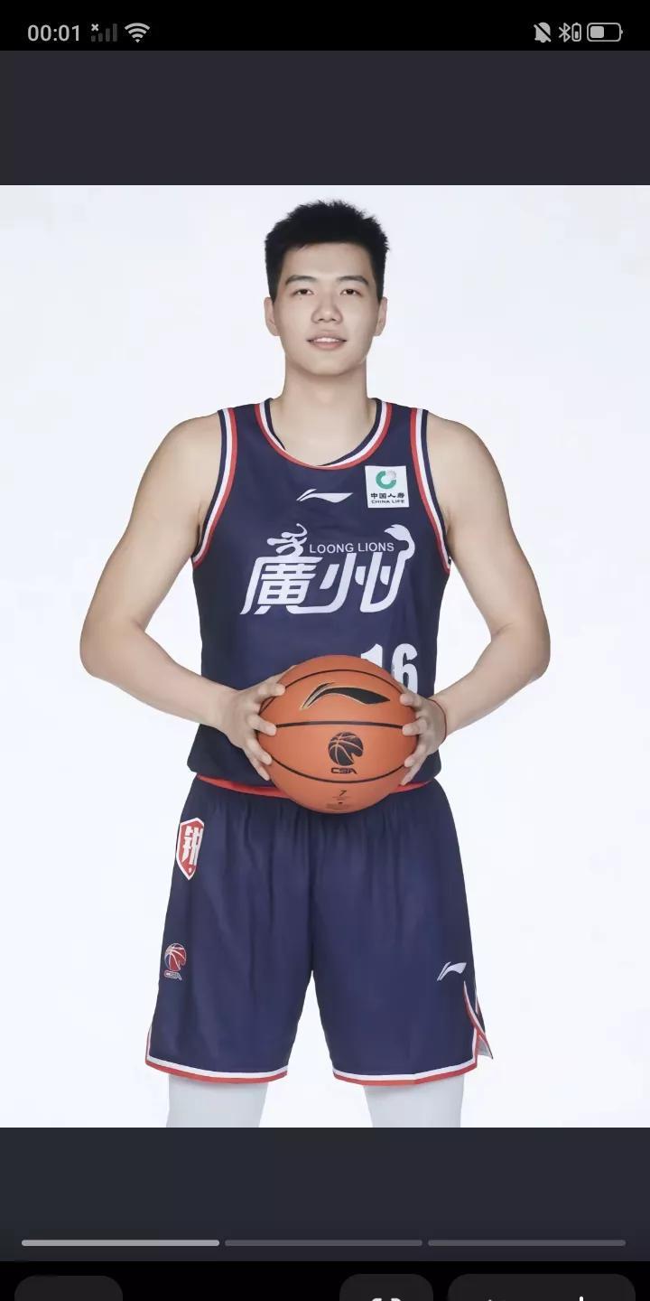 据环球网消息，广州龙狮队核心内线焦泊乔已于近日转会上海队，这对