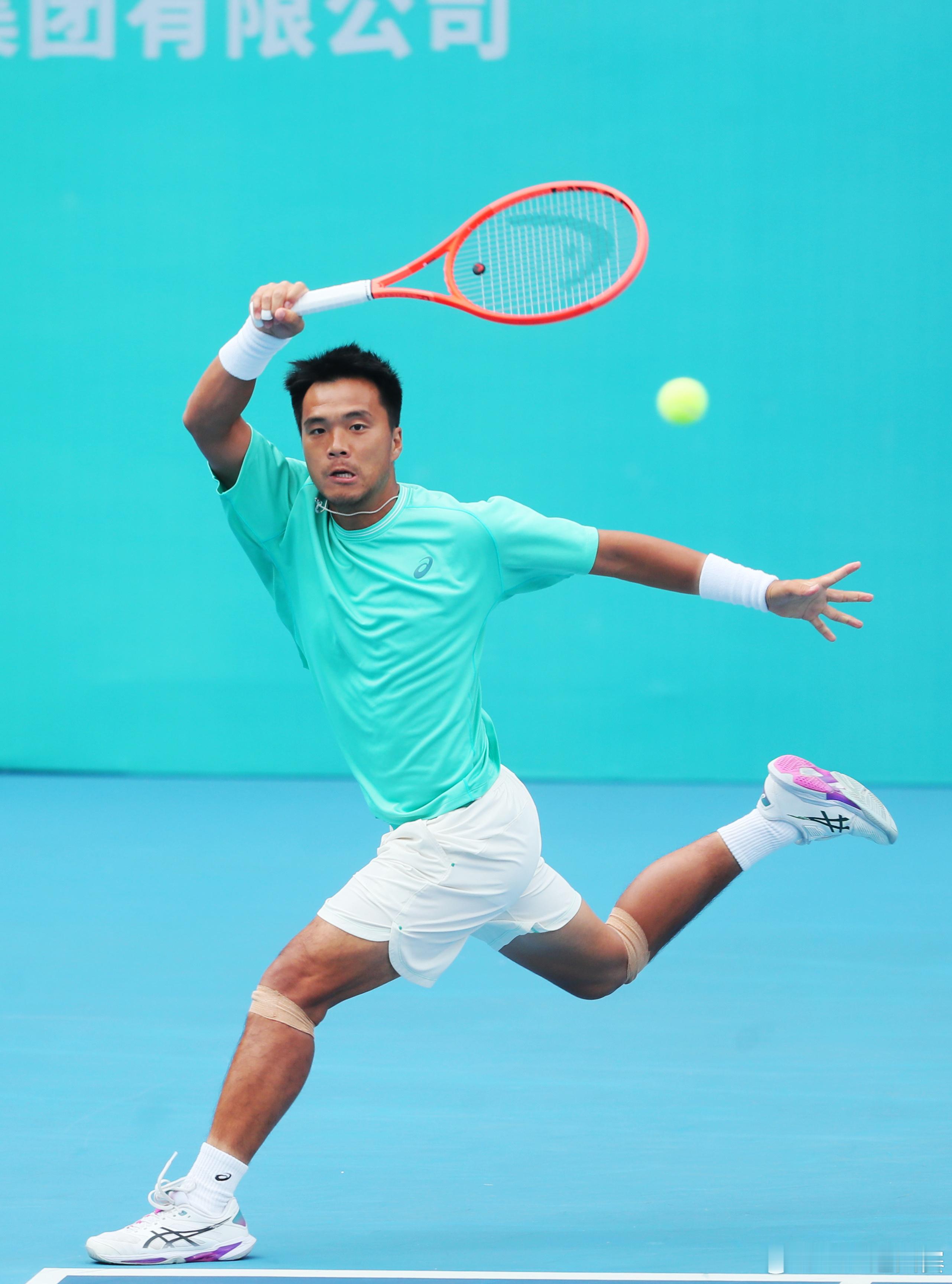 ATP挑战赛九江站首轮，中国大陆选手赛果汇总👇孙发京7-6(3)6-2