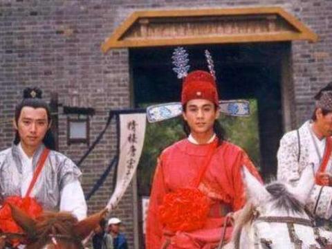 1300年间，整个中国有名有姓能查到的文状元，一共600多个，平均两三年才冒出一