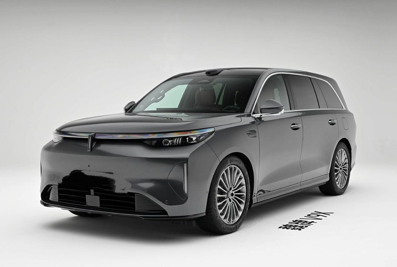 魏牌V9X预售37.18万起，800V平台+6C超充电池预售价37.18-41