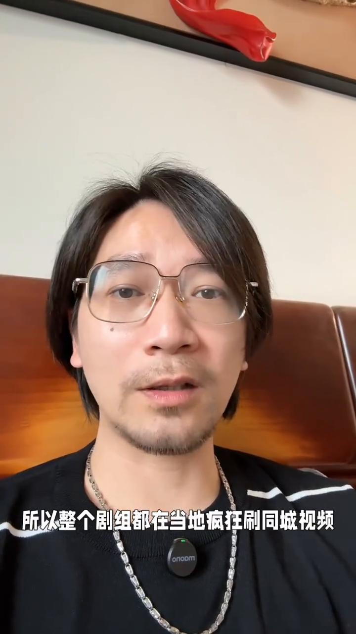 素人演员李思潼的逆袭之路。给阿嬷的情书。女主角李思潼演这部电影的片酬是8万块，