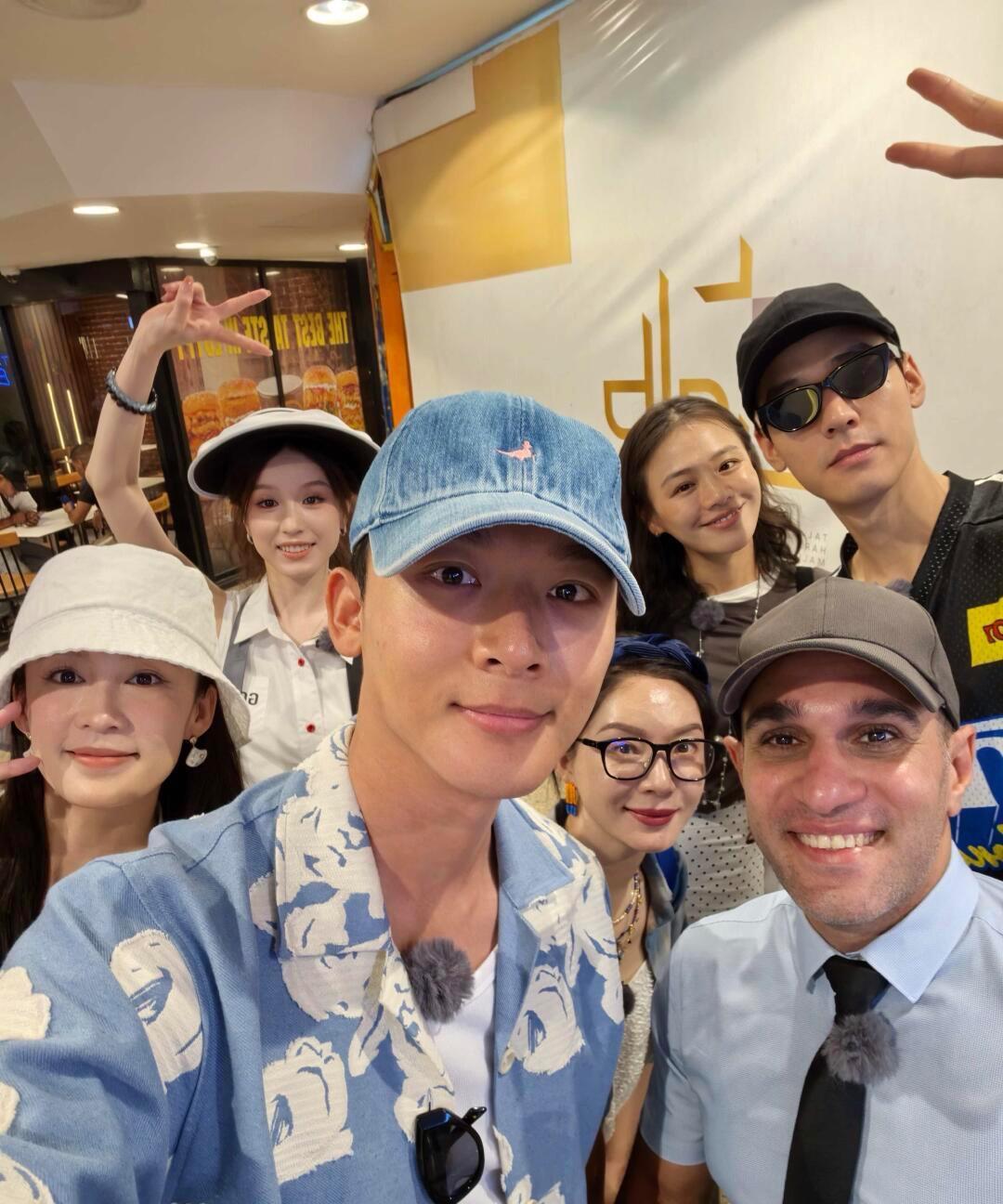 穆穆：“我现在觉得生命的时间很短，所以我最爱的人是我自己，并不是因为我自私，而是