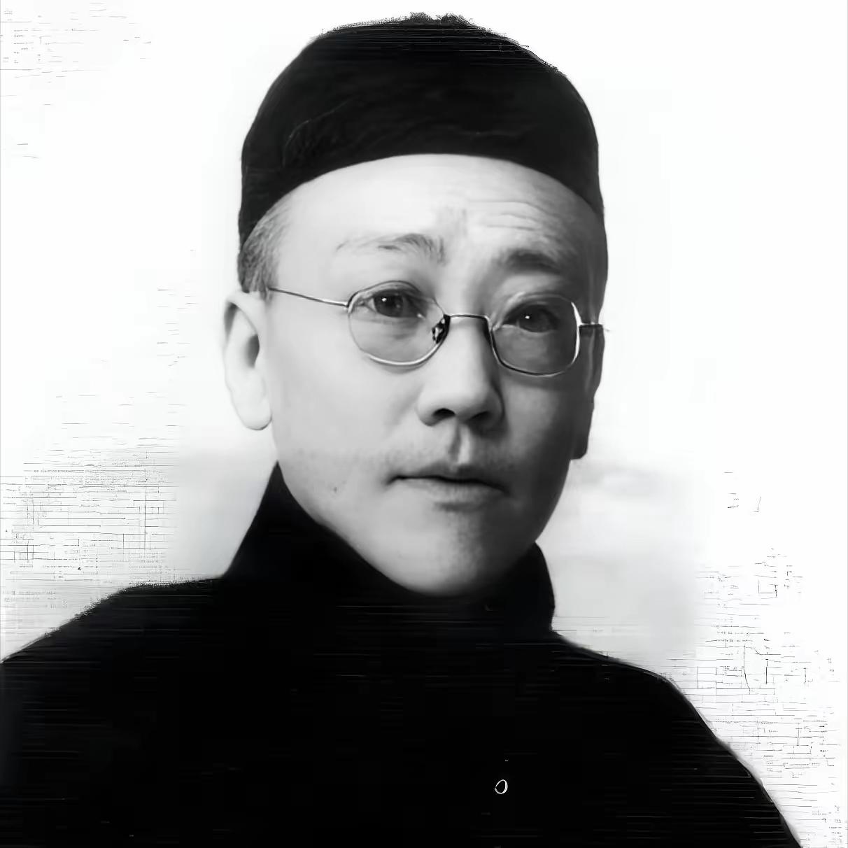 袁克文死后，家人在笔筒仅翻出20元遗产，无钱下葬。出殡时却有四千多人送丧，其中上