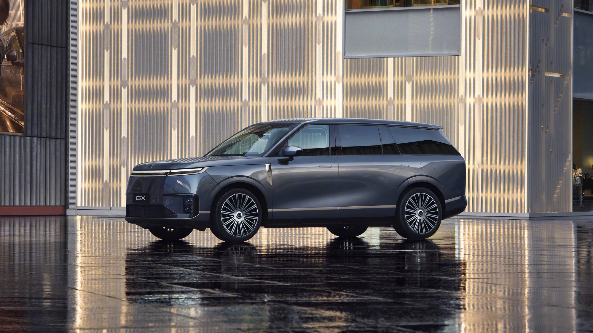 新科技旗舰小鹏GX来了小鹏过去十二年，从P7到G9，智驾确实是长板，这次GX号