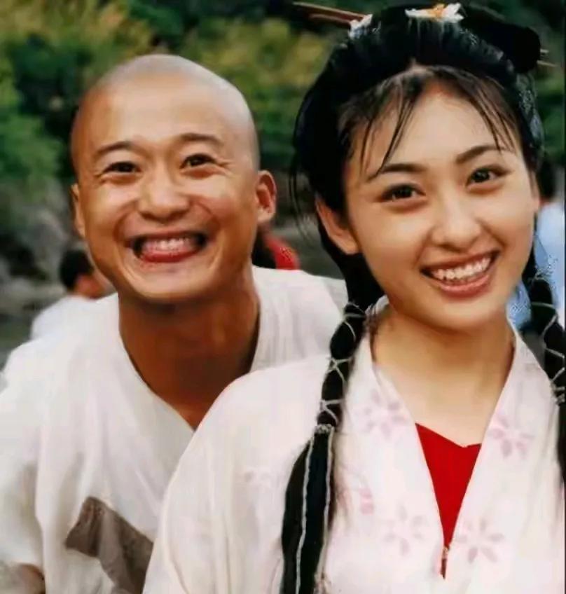 一直都想不明白，那些漂亮的女孩子男人应该怜香惜玉才对啊，但偏偏有些男的就喜欢玩弄