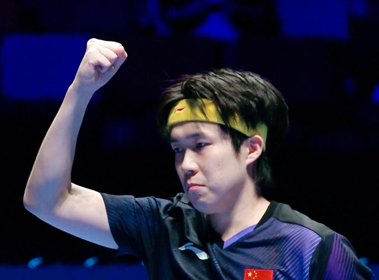 侯英超对王楚钦的信心爆棚了，他说：王楚钦对手没有办法了，只能搏杀一条路！注