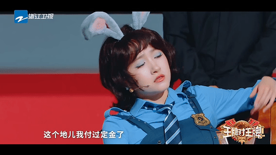 关晓彤接住了刘涛的戏以前总认“国民闺女”的关晓彤，看王牌她和刘涛对手戏才惊