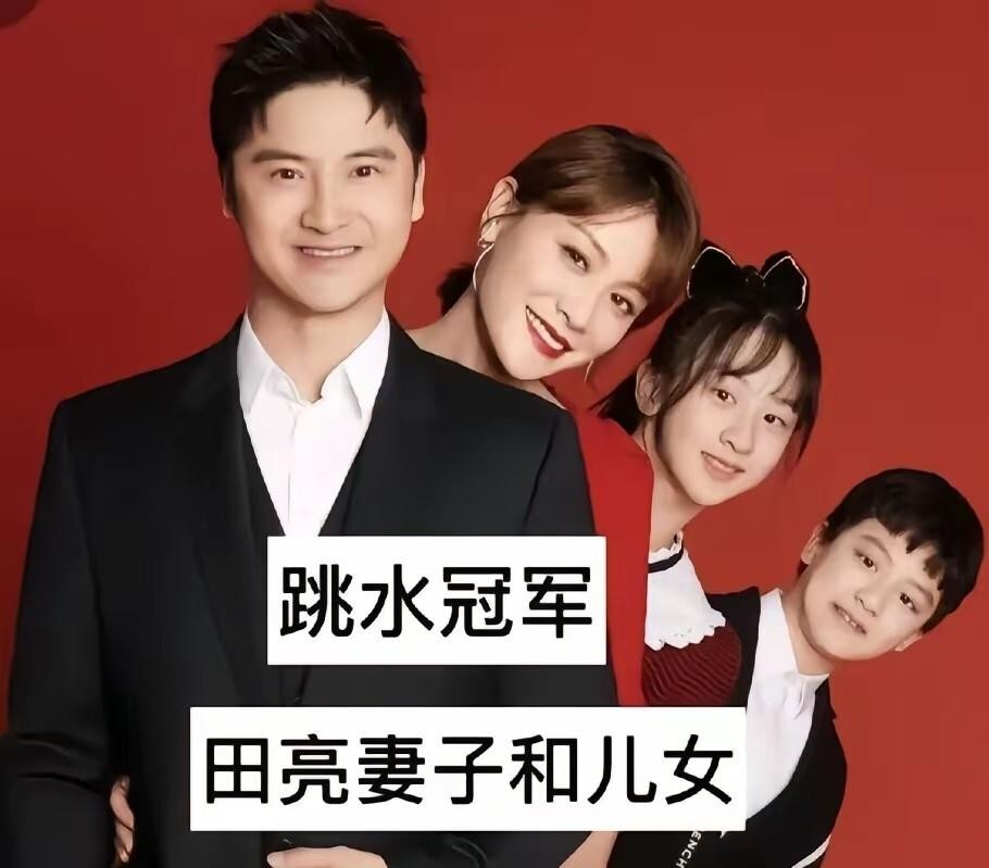田亮叶一茜、邹市明冉莹颖这几对，当年恋爱结婚时，聚少离多是常态。一个在外训练比赛，一个在家操持老小，