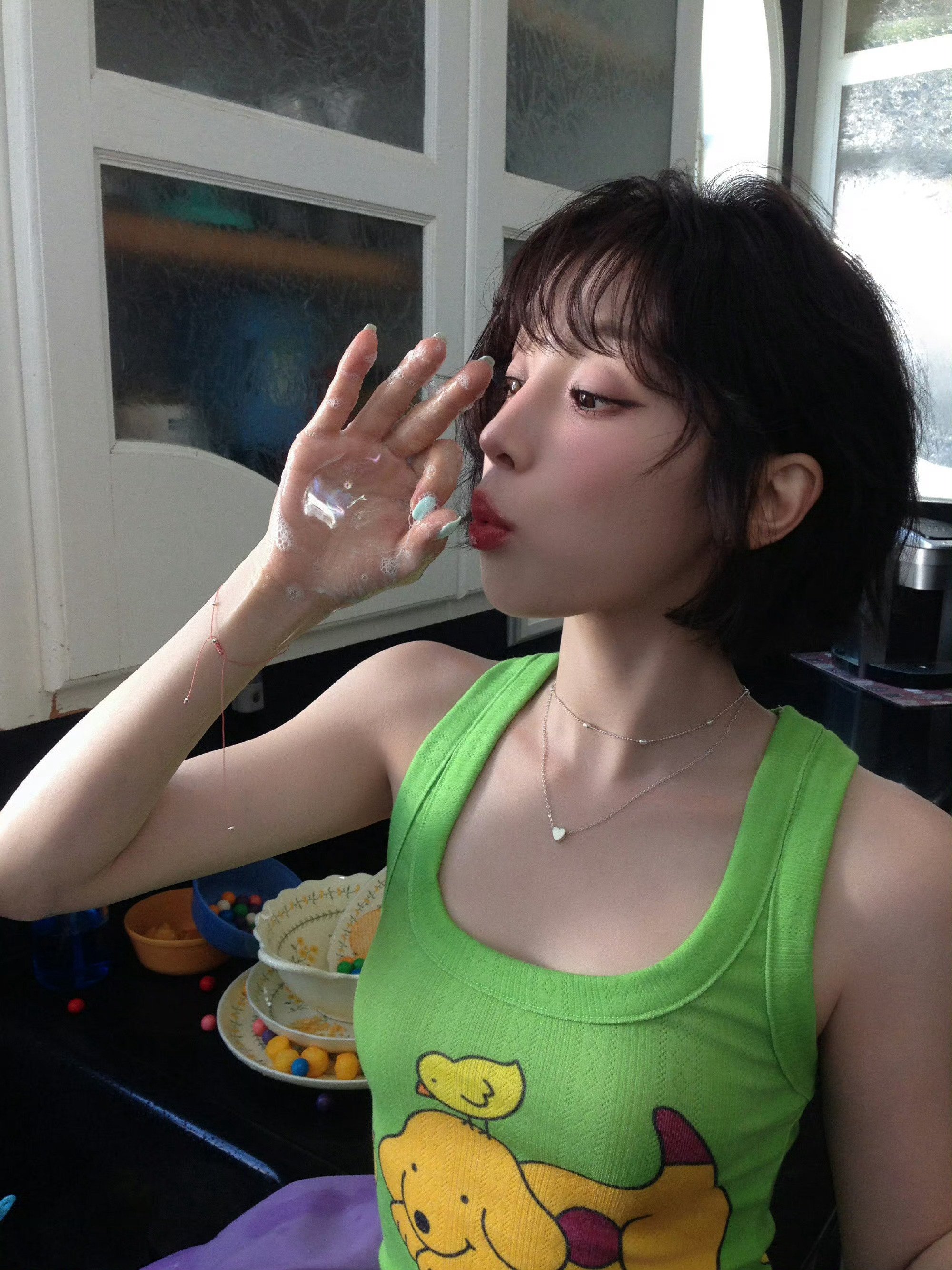 短发造型跟宋雨琦好适配，每一张都好鲜活，爱了爱了！​​​