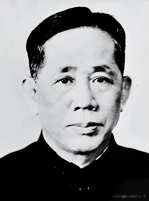 1975年越南实现南北统一之时，黎笋担任越南劳动党中央委员会第一书记，是越南的实