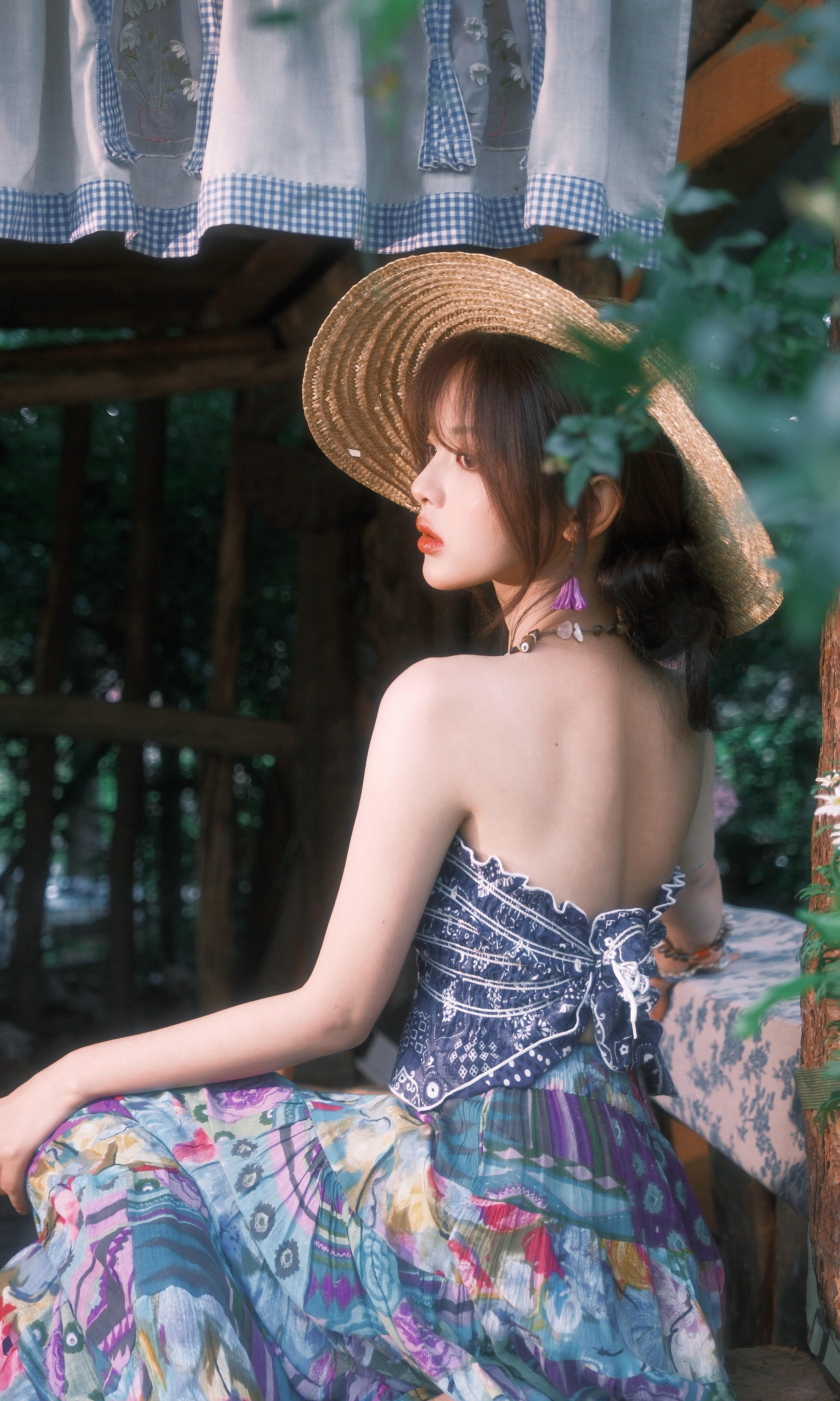 🍭杨超越云南田野里摘果子