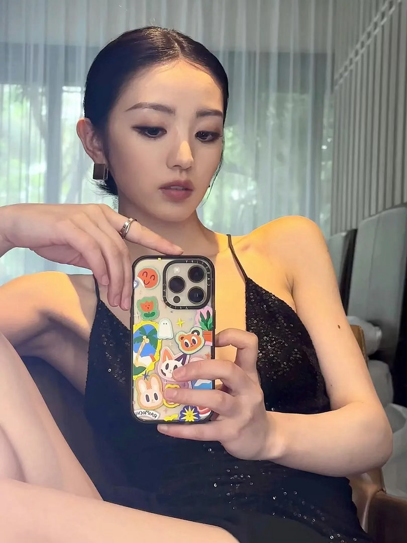 刘浩存田曦薇的大光明造型对比，谁更有气质？